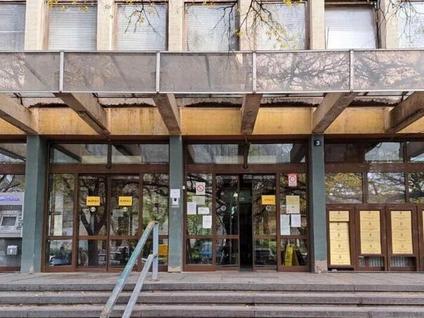 Milionske odštete porodicama stradalih u padu nadstrešnice u Novom Sadu