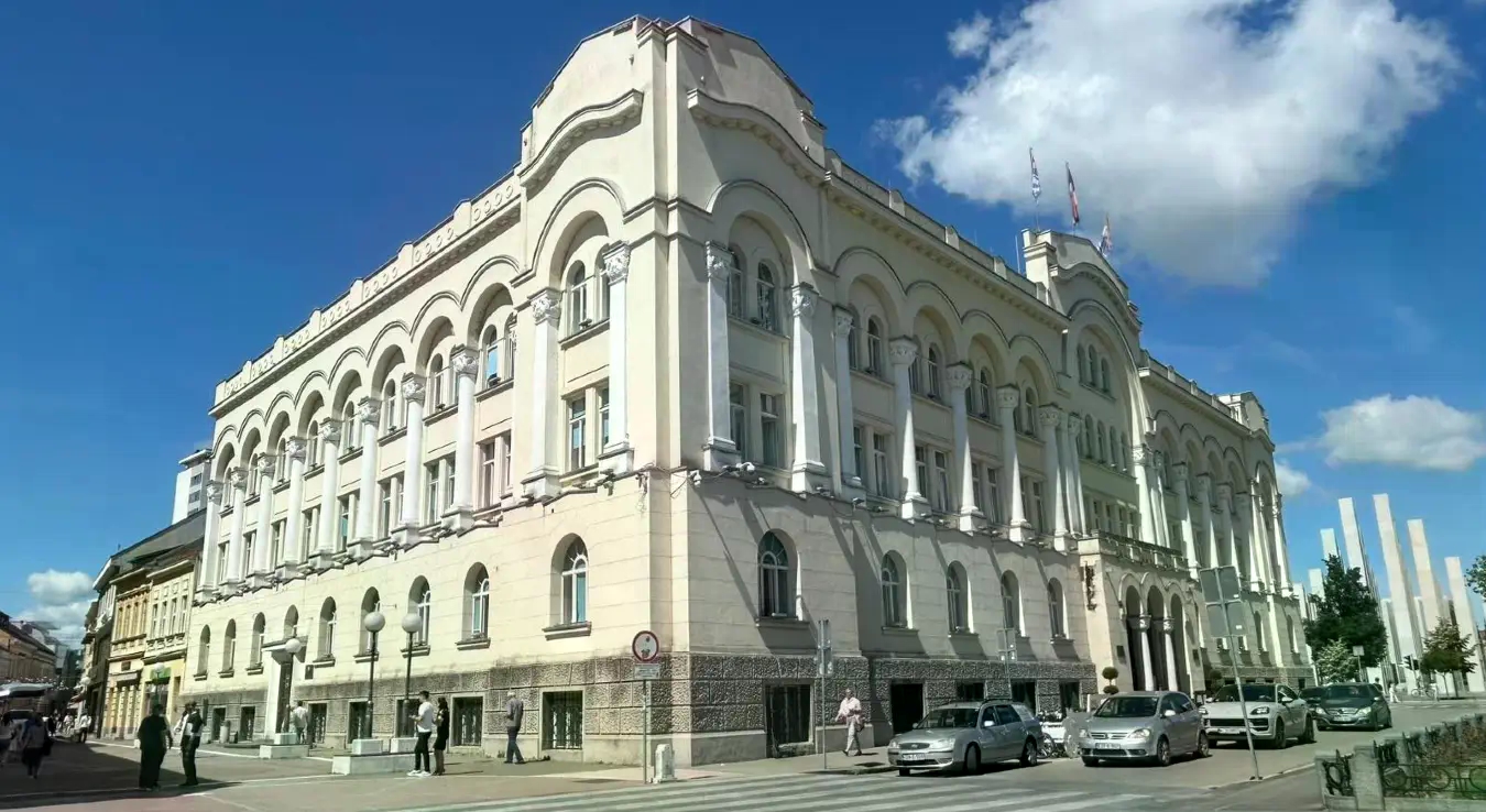 Озбиљни пропусти у тендерској документацији за јавну расвјету у Бањалуци: Да ли ће неко одговарати?