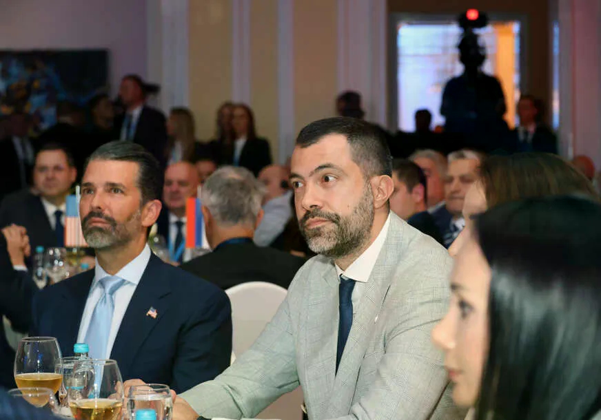 "Dok građani plaćaju skupo gorivo i život, vlast RS daje 100 miliona KM za jednu porodicu i jednu partiju"