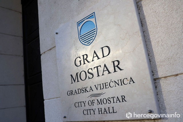 Narančasti grantovi u Mostaru: Mladi mogu dobiti do 2.300 KM za projekte