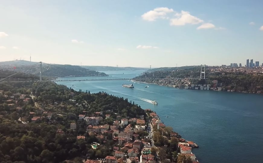 Mijenjaju se pravila na ključnim moreuzima: Turska diže takse za prolaz kroz Bosfor i Dardanele