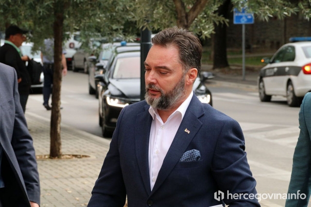 Staša Košarac nije htio doći Sajam u Mostaru: 'Ne želim dijeliti prostor s njim, nanio nam je zlo'