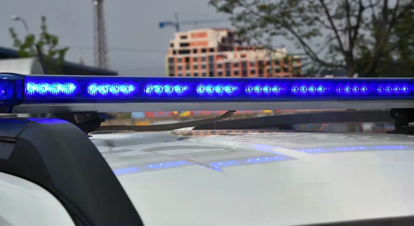 Стравична несрећа у БиХ: Голф слетио у провалију, погинуле двије дјевојке (20)!