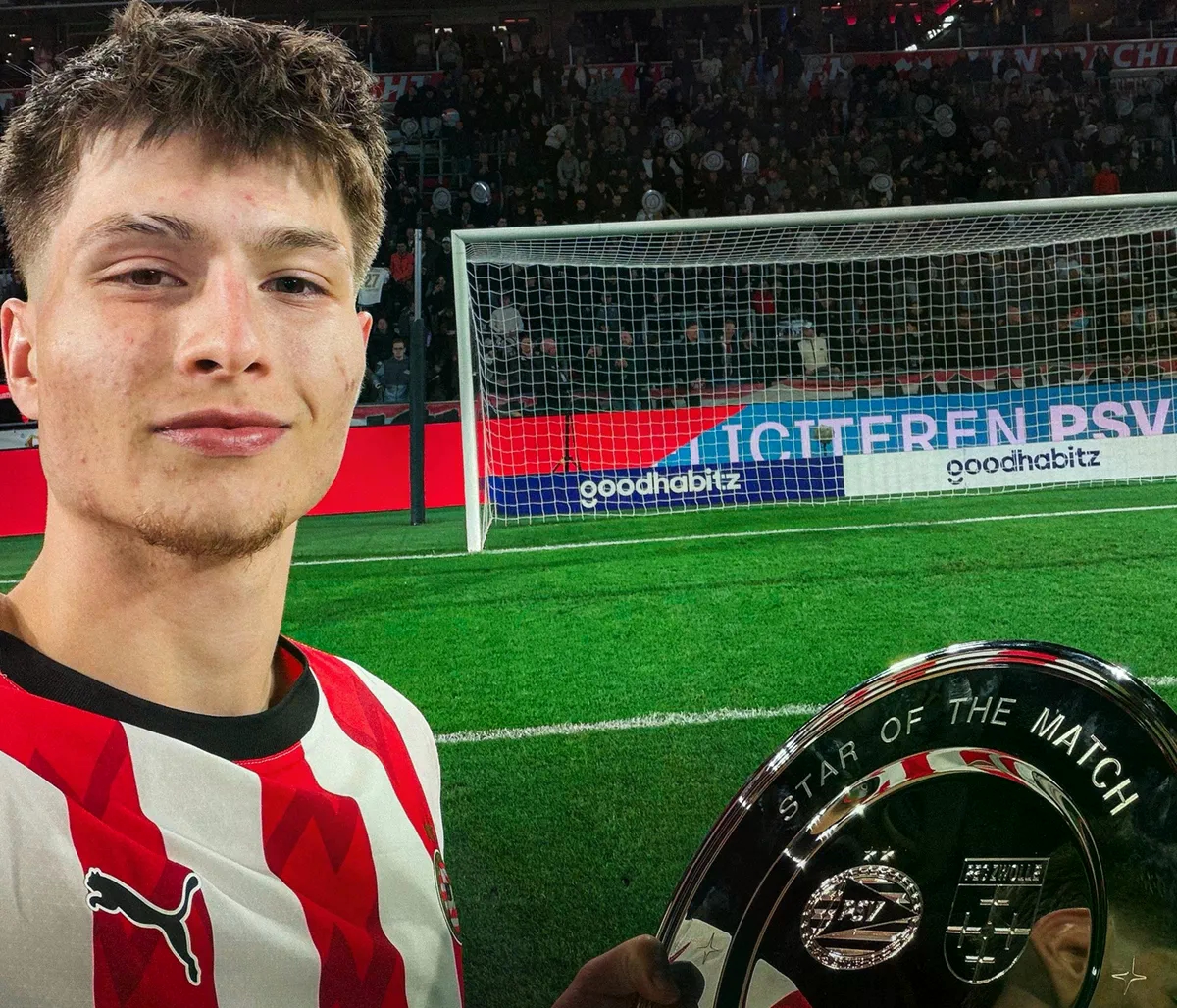 PSV nahvalio Bajraktarevića posebnom porukom nakon partije karijere (FOTO)