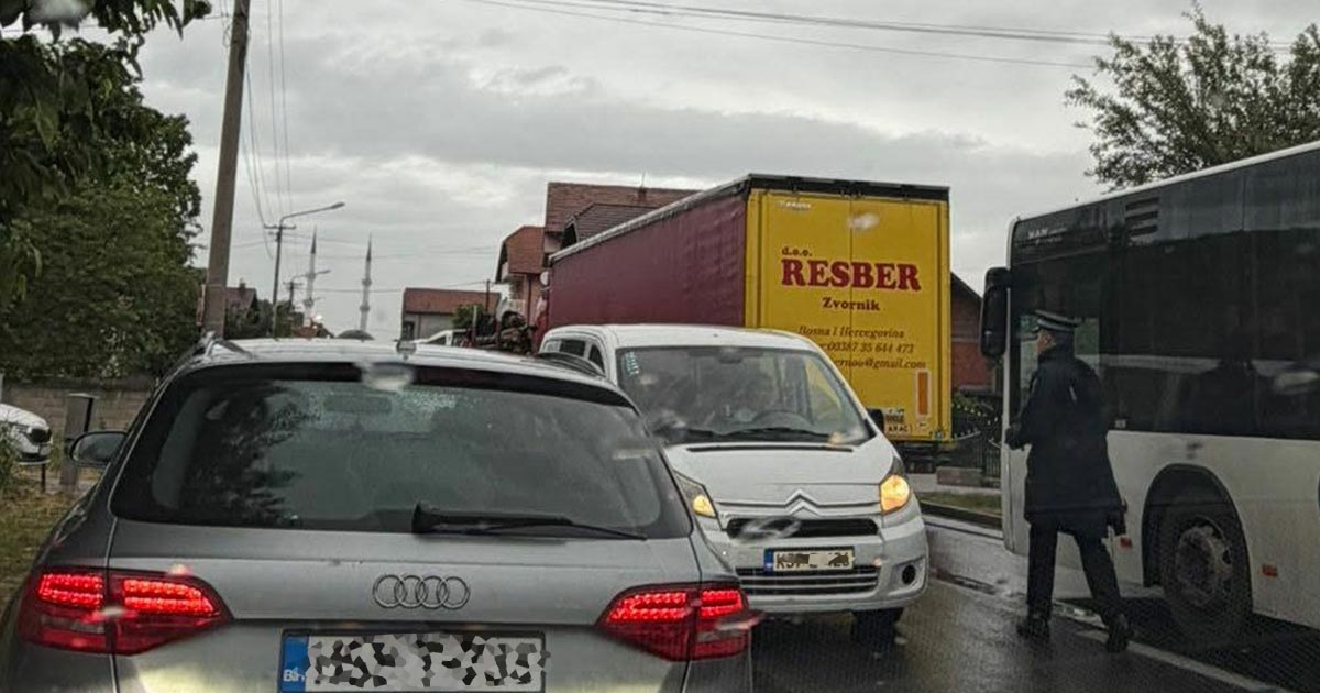 Teška nesreća kod Zvornika: Poginuo pješak, obustavljen saobraćaj
