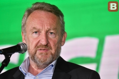 IZETBEGOVIĆ UPOZORIO: 'Živimo u zabludi da je svijet dužan nešto učiniti za nas, moramo se osloniti na vlastitu snagu'