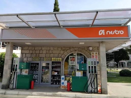 Gdje sipati jeftinije gorivo? Evo na kojim pumpama važi povrat