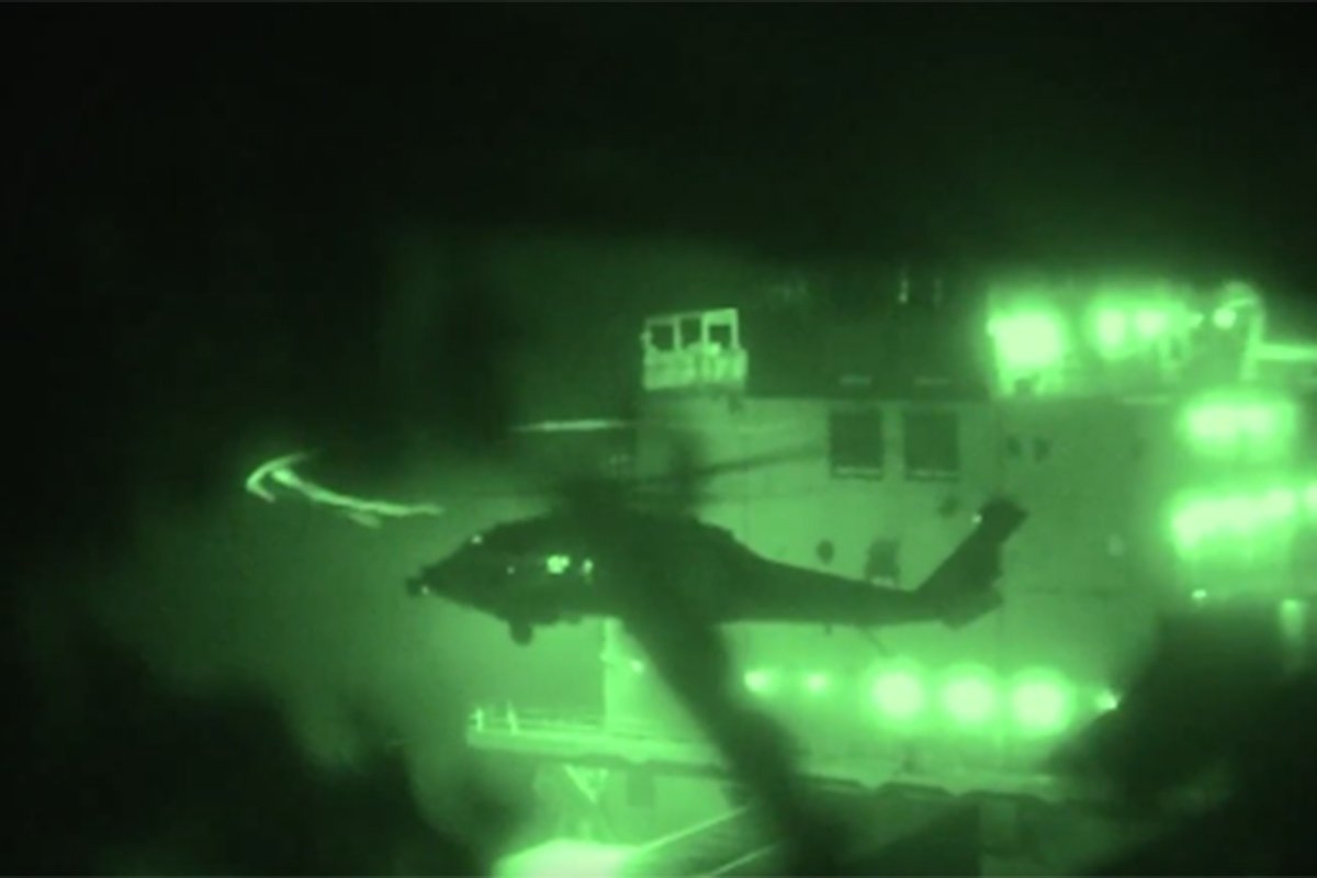 Američka vojska objavila snimak zauzimanja iranskog broda (VIDEO)