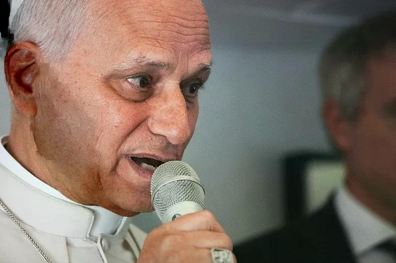 Papa prebacio loptu i na Iran: Režim je nepravedno oduzimao živote ljudima, to treba osuditi