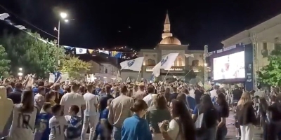 Mostar je uz Halidove "Ljiljane" i vatromet ispratio bod Zmajeva u Torontu