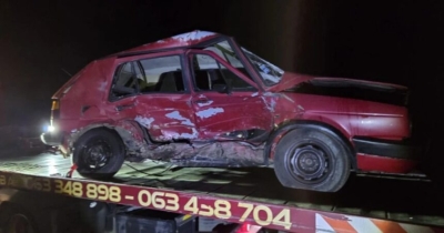 U teškoj nesreći u BiH poginuo vozač, 19-godišnjakinja teško povrijeđena