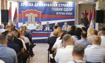 Bitka za opstanak SDS-a: Da li će stranački ego uništiti najstariju partiju?