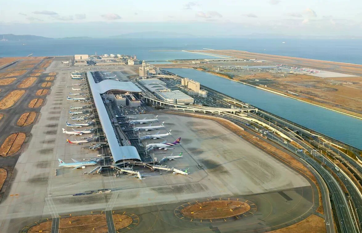 Aerodrom su sagradili nasred mora, znali su da će tonuti, ali je potonuo dvostruko više nego što su računali