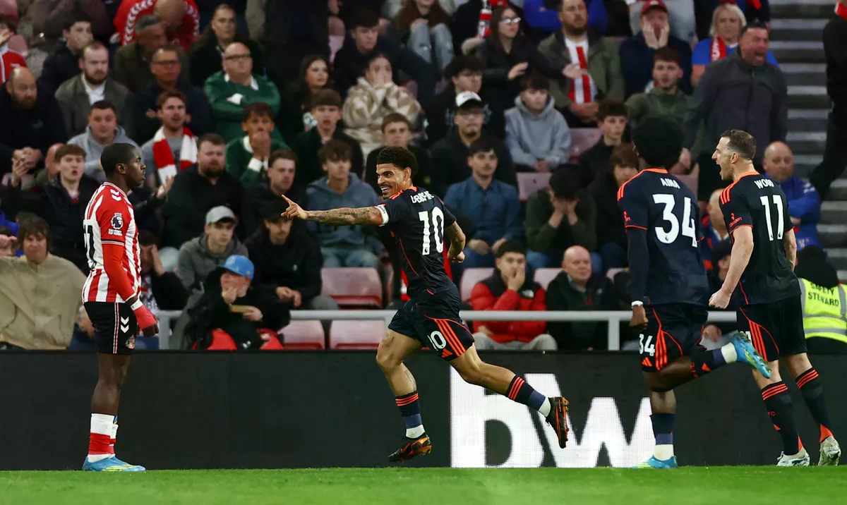 Petarda Nottinghama u stadionu Svjetlosti: Bitna pobjeda u borbi za opstanak (VIDEO)