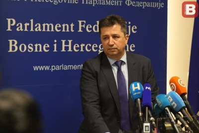 ZAIMOVIĆ BEZ DLAKE NA JEZIKU: 'Trojka brzim formiranjem Vijeća ministara BiH sa Dodikom i Čovićem upala u zamku, Schmidt je...'