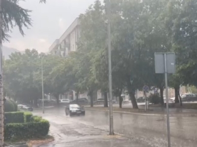 Nakon dužeg sušnog perioda kiša konačno stigla u Trebinje (VIDEO)