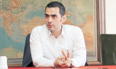 Aleksandar Savanović: Hibridni režimi