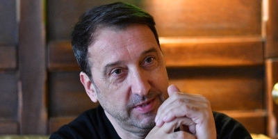 Hit Hari Mata Harija sve popularniji nakon Vučićevog kraha: "Ruzmarin nema kome da miriše"