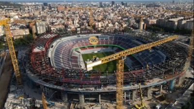 Tragedija na Kamp Nouu: Poginuo radnik tokom rekonstrukcije stadiona
