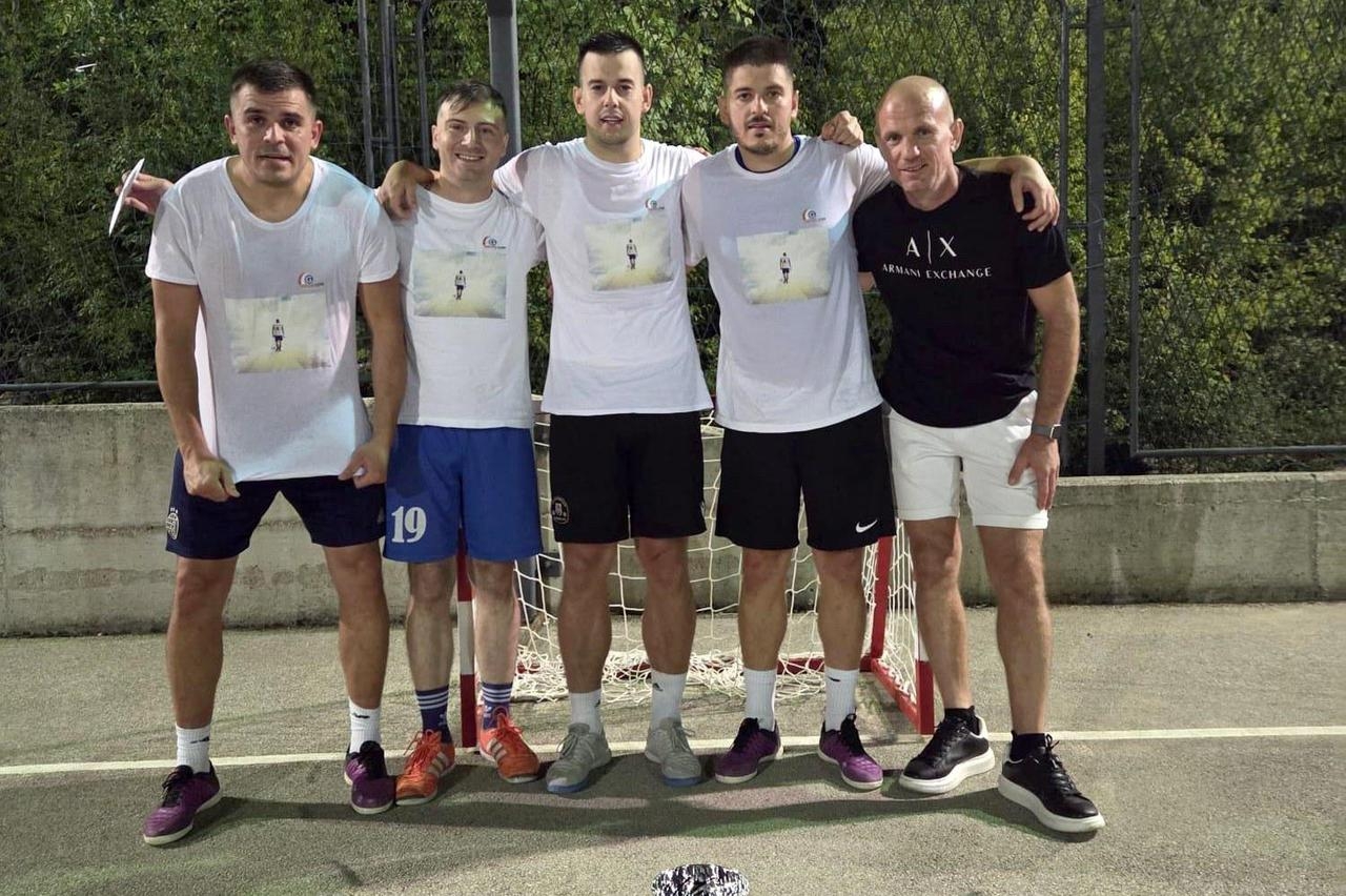 Sjećanje na prijatelja dovelo ih do trijumfa na popularnom 3x3 nogometnom turniru u Hercegovini