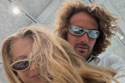 TSITSIPAS KONAČNO POKAZAO DJEVOJKU: Plavuša napravila haos, ovo niko nije očekivao (FOTO)