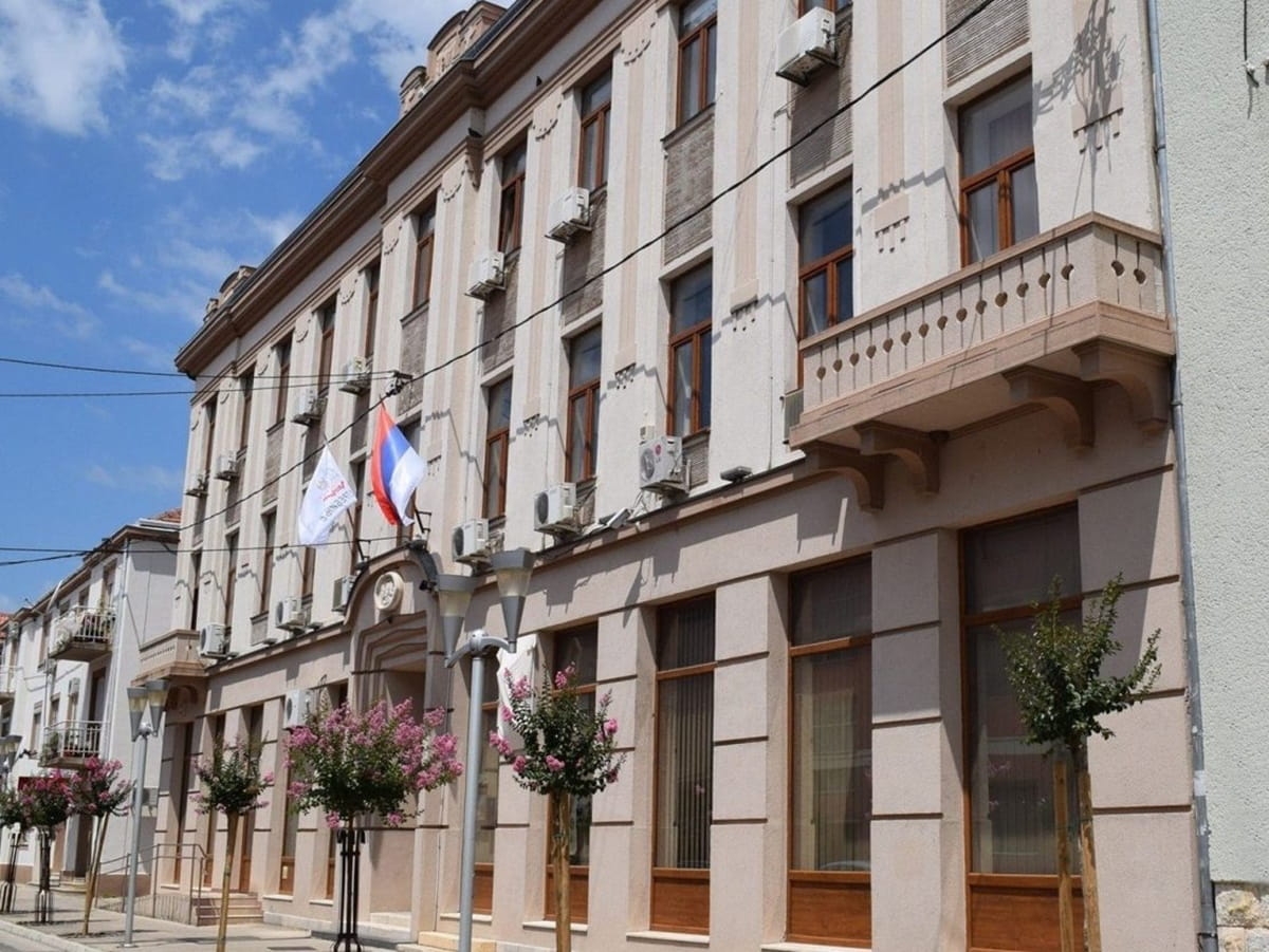 Kreditno zaduženje Grada Trebinja pred odbornicima: Novac za Gimnaziju i infrastrukturu