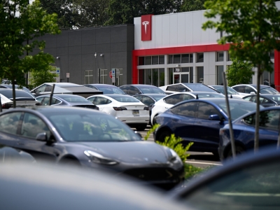 Dok Musk gradi novo tržišno čudo, Tesla ulazi u sjenu