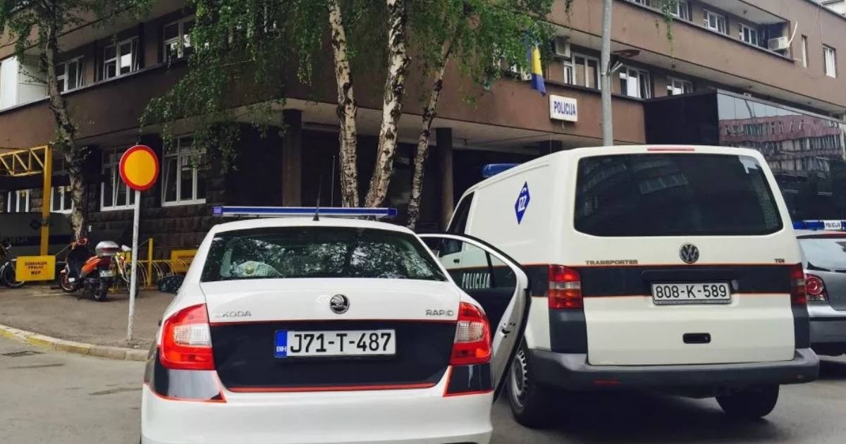 Uhapšen muškarac nakon što je ženu ubo nožem