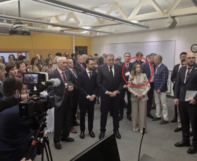 KONZULICA BiH U ČIKAGU TRČKARALA UZ DODIKA: Zanijela se i zaboravila da predstavlja BiH, a ne entitet RS