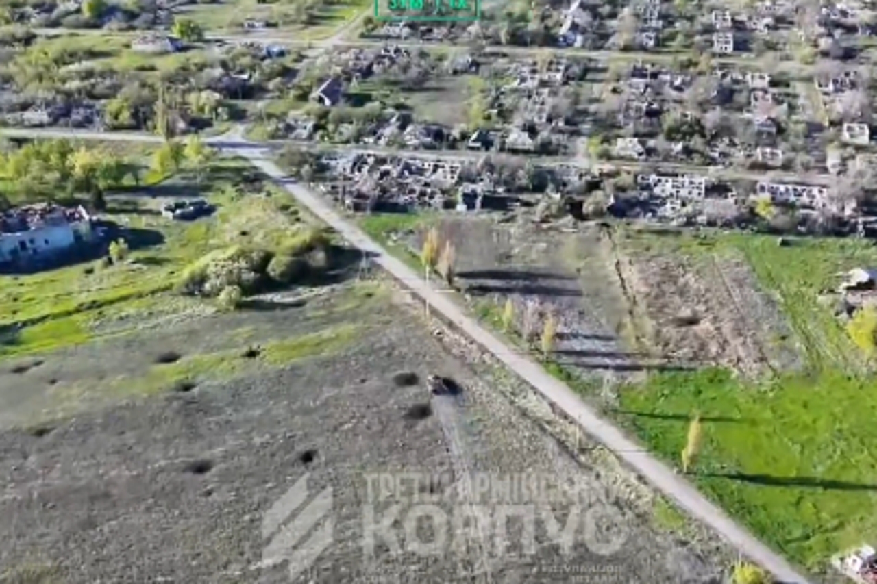 VIDEO Ukrajinci ‘zombi autima‘ napravili katastrofalnu pomutnju među Rusima: ‘Predale su se cijele postrojbe!‘