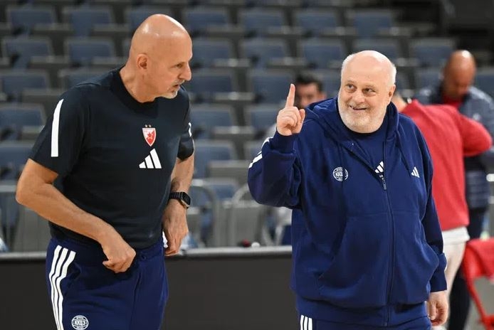 Šta je razlog: Zvezda otpustila pomoćnog trenera, a on rekao samo dvije riječi
