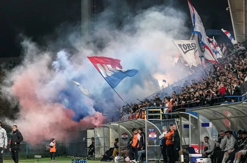 Ružne scene u Splitu pred duel sa Ajaksom: Torcidaši uzvikivali “Aušvic!” i “ustaj, Adolfe!”