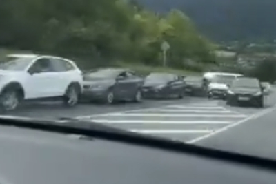 KRIZA NA OMILJENOM LJETOVALIŠTU: Pogledajte kilometarske redove na Krimu, stanovnici očajni: 'Kupit ću konja!'