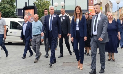 Čović prošetao Banjalukom: Ovdje smo da damo podršku našim ljudima u Srpskoj, ali i Jukiću FOTO