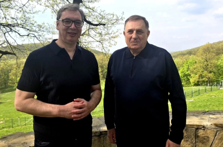 "Prelijepe su Srbija i Srpska" Vučić objavio fotografiju sa Dodikom, pa otkrio o čemu su razgovarali na sastanku
