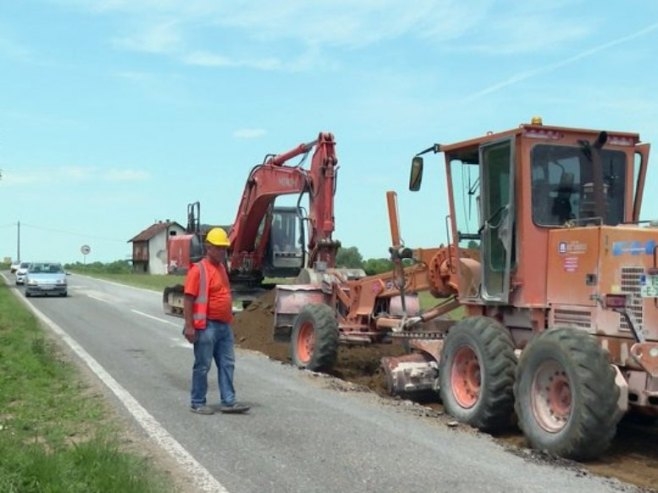 Radovi na brojnim putnim prvacima, potreban dodatni oprez