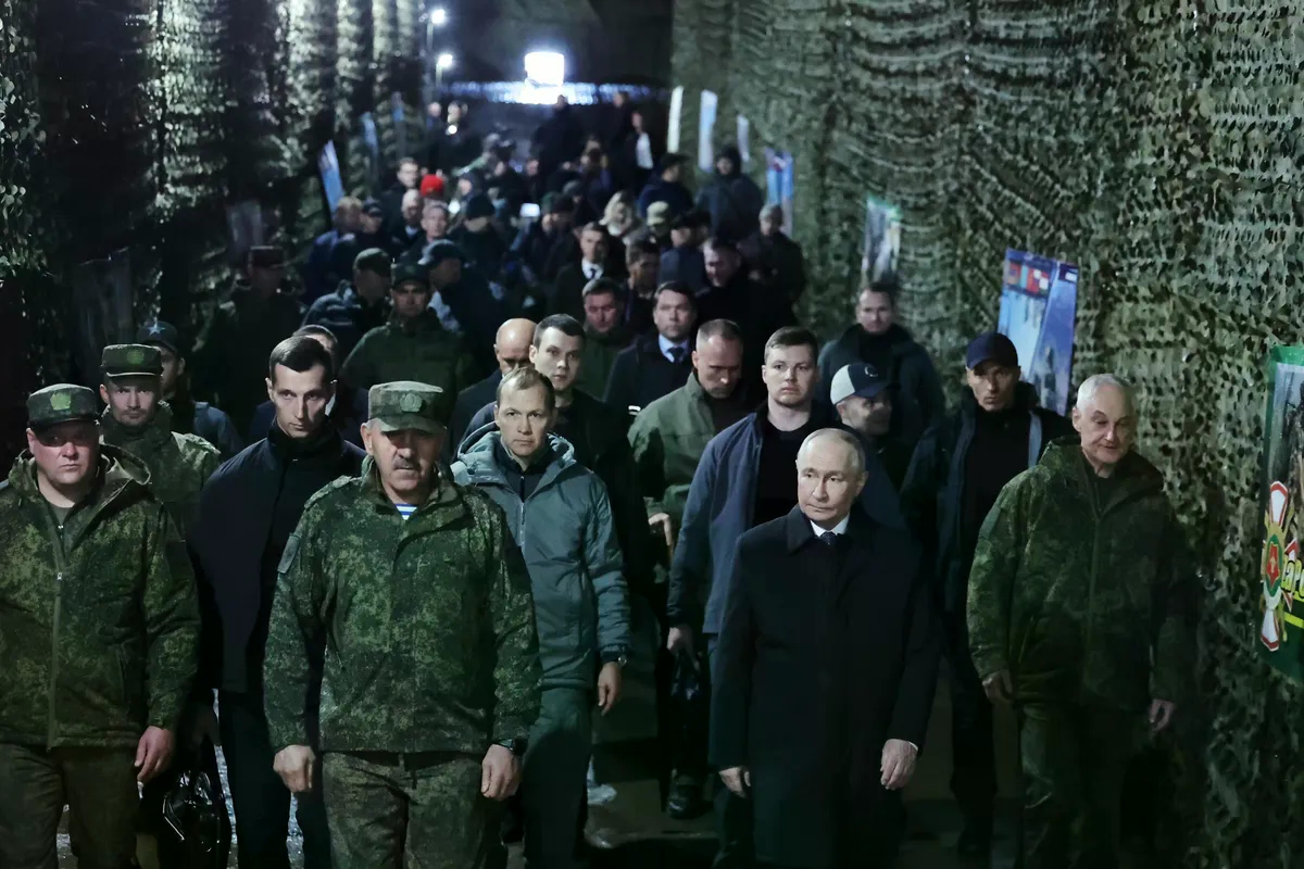 Putin pokazao arsenal na Uralu: Okupio 47.000 vojnika na velikim vojnim vježbama nakon nuklearnog upozorenja NATO-u