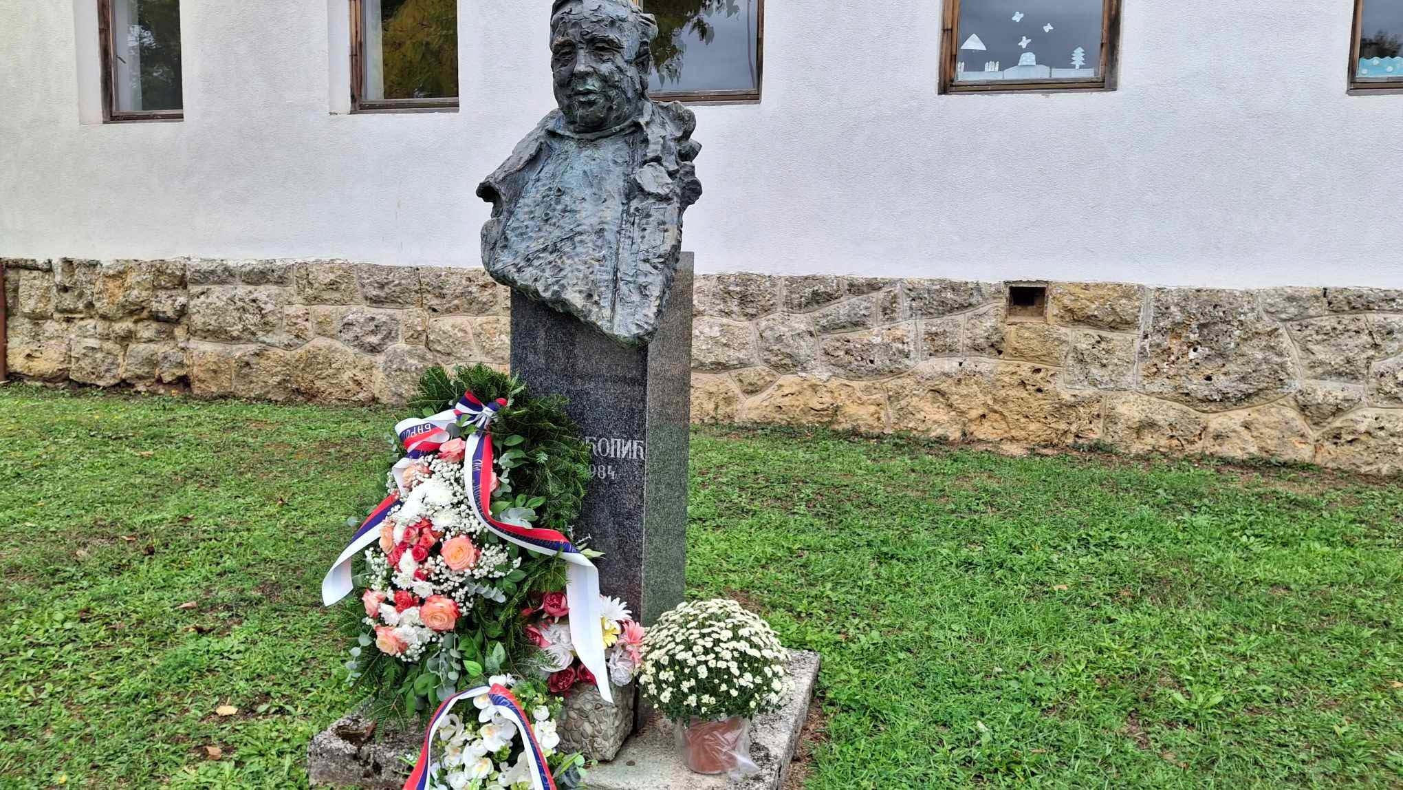 (FOTO) "Sve što je Branko radio, on je pozlatio" U Hašanima održan književna manifestacija "Ćopićevim stazama djetinjstva"