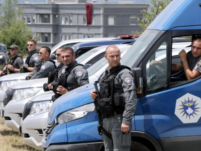 Na Јarinju privedena tri srpska policajca