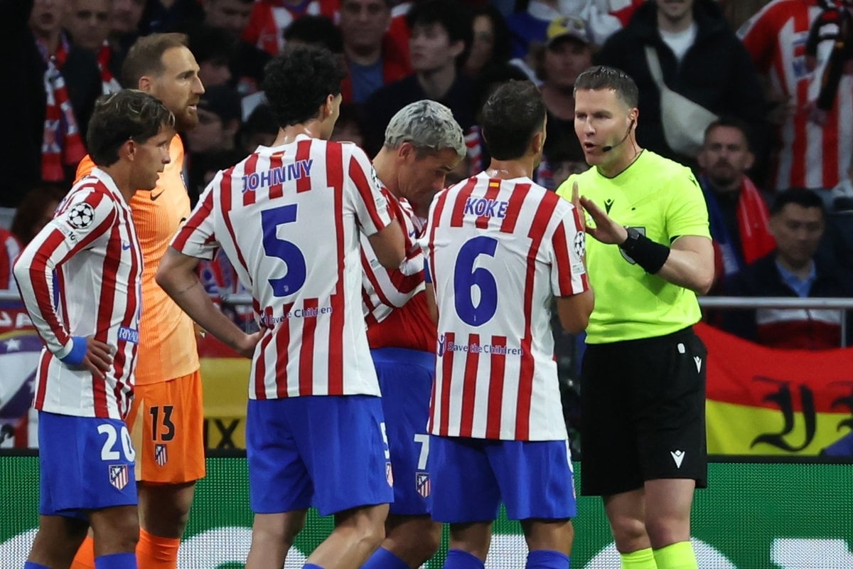 Bijesni Španci brutalno napali sudiju nakon meča: "Liga prvaka je sramotna"