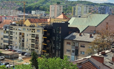 “Crna ovca” ili hrabar iskorak: Zgrada u Banjaluci podigla buru – od društvenih mreža do struke FOTO