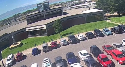Objavljen snimak osumnjičenog za ubistvo Čarlija Kirka, nastavlja se potraga (VIDEO)