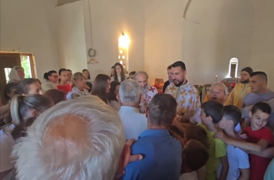 Sveta liturgija u hramu Svi sveti u Zasadu okupila brojne vjernike