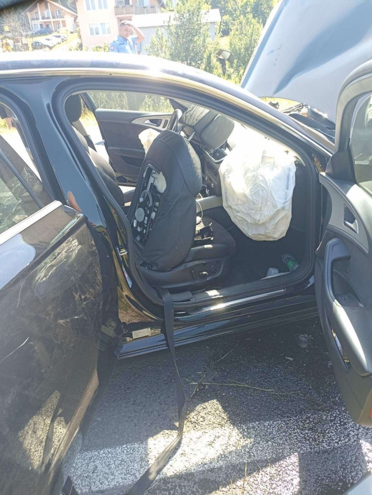 Stravična nesreća kod Banjaluke: Učestvovala 4 automobila, troje poginulih