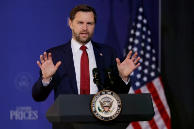 JD Vance optužio Iran za ekonomski terorizam zbog blokiranja saobraćaja kroz Hormuški moreuz
