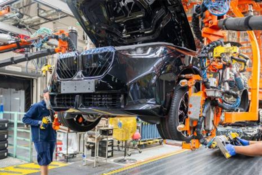 SPAŠAVAJ SE KO MOŽE: Njemački automobilski div radnicima nudi pravo bogatstvo ukoliko daju otkaz, ali ni to nije sve...