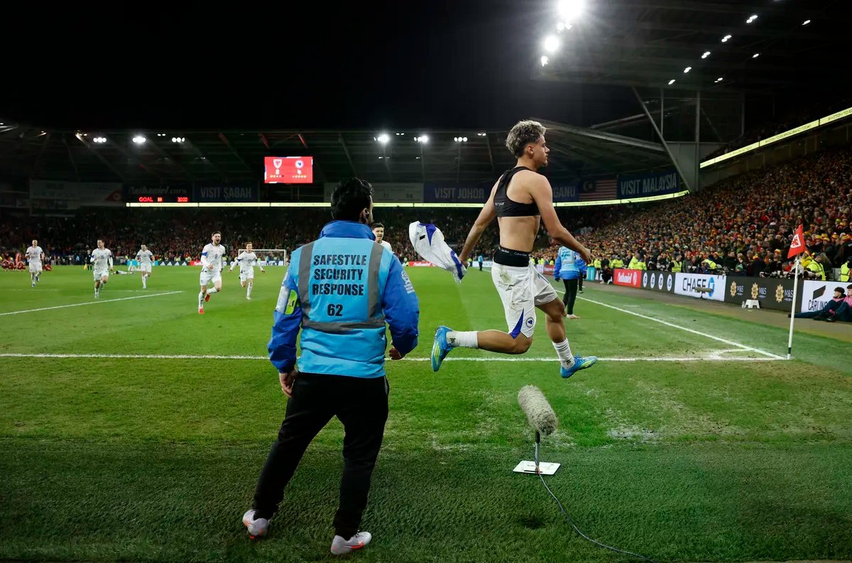 Alajbegović ide stopama Miralema Pjanića: Bivši Zmaj ga vodi u klub u kojem je napravio veliki uspjeh?