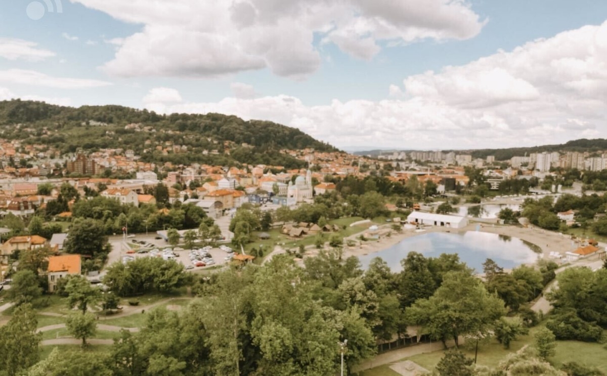 Danas vedrije uz sunčane intervale: Najviša dnevna temperatura zraka uglavnom između 12 i 18°C