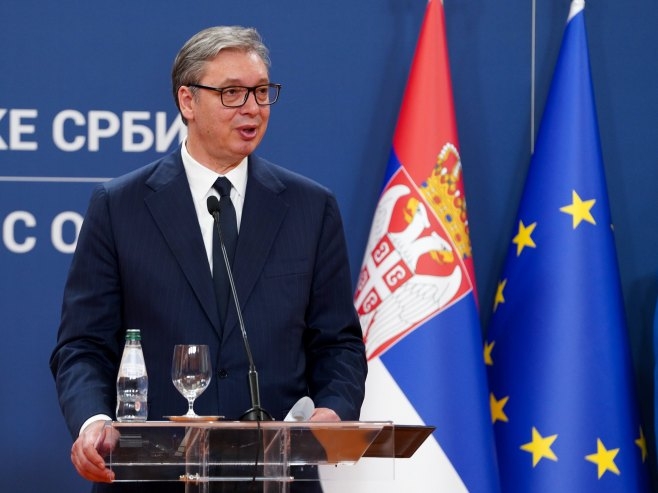Vučić: U BiH sam došao samo sa svojim obezbjeđenjem, Helez izrekao neistinu
