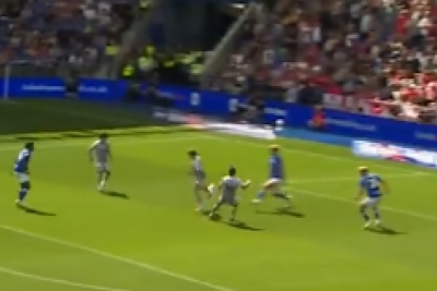 VIDEO: Pogledajte gol kakav se zabija samo jedanput u karijeri - petom u rašlje!